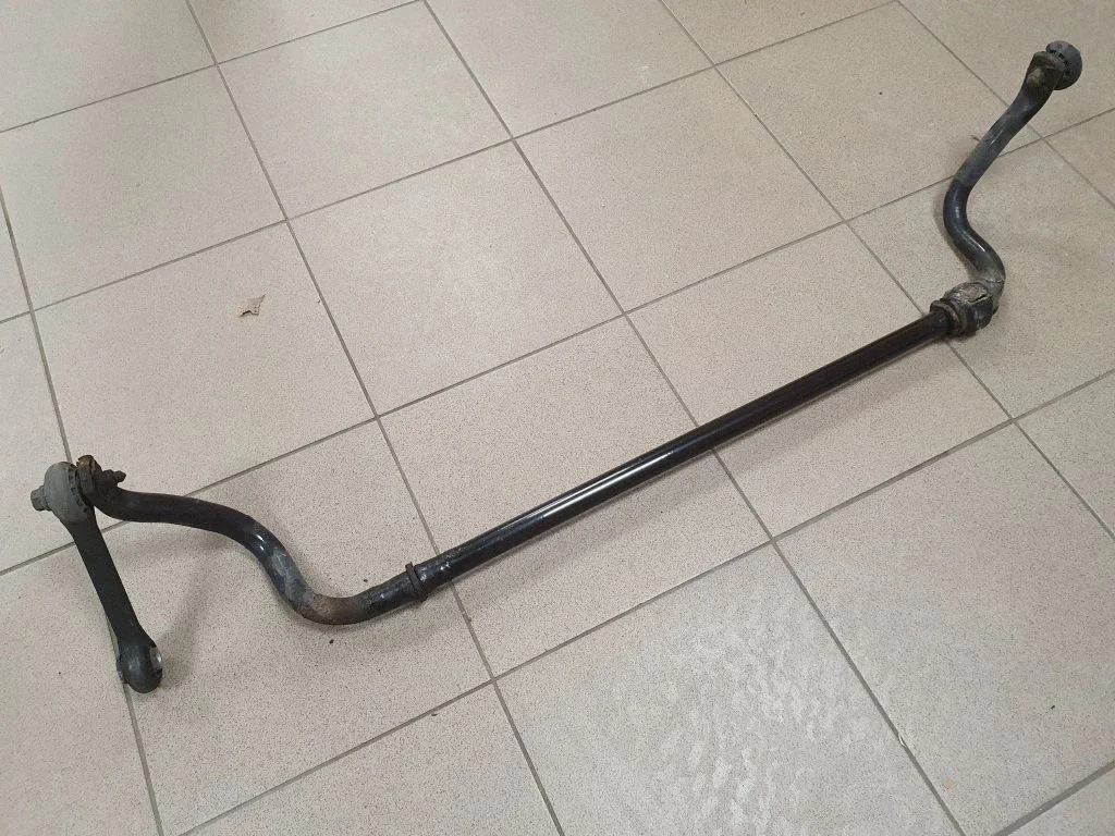 Front anti-roll bar/sway bar