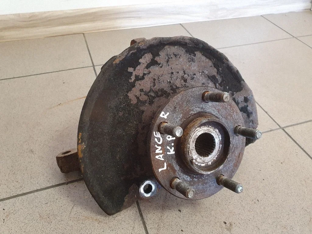 Priekinė stebulė
