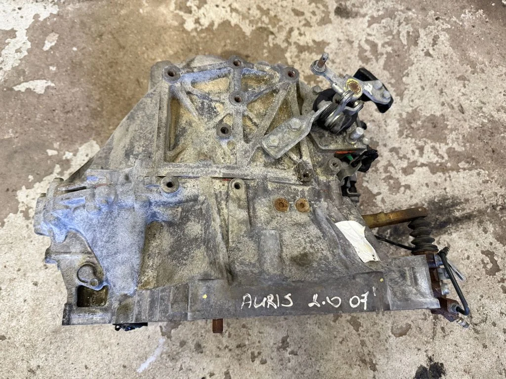 Mechaninė 6 pavarų dėžė