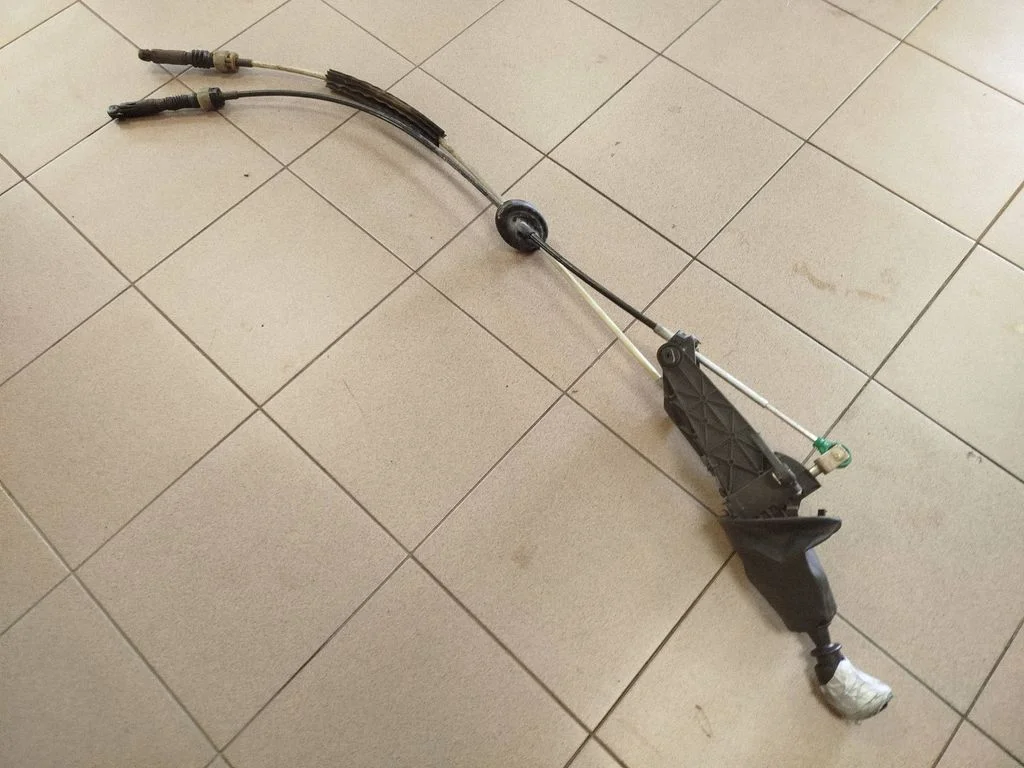 Gear selector mechanism – Mercedes-Benz Sprinter W906 (2006-2018)