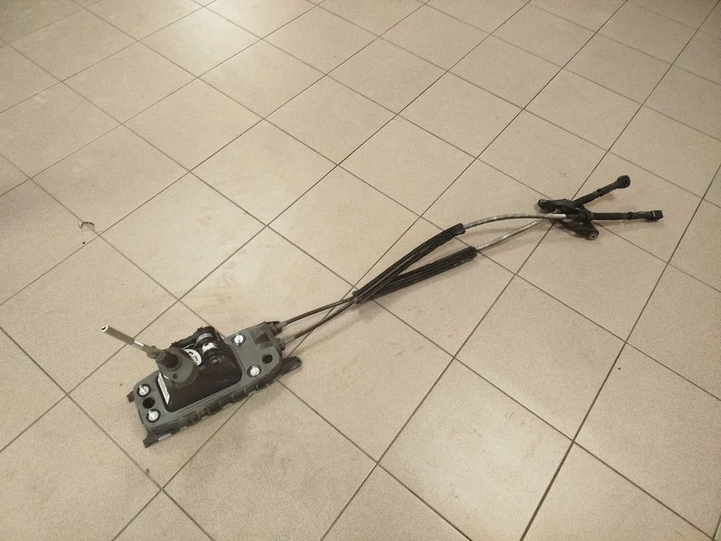 Gear selector mechanism 3Q0711049R