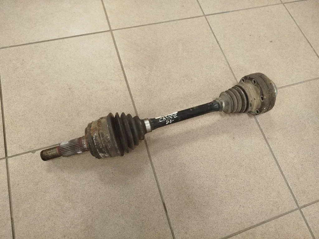 Półoś przednia 7P5407271A