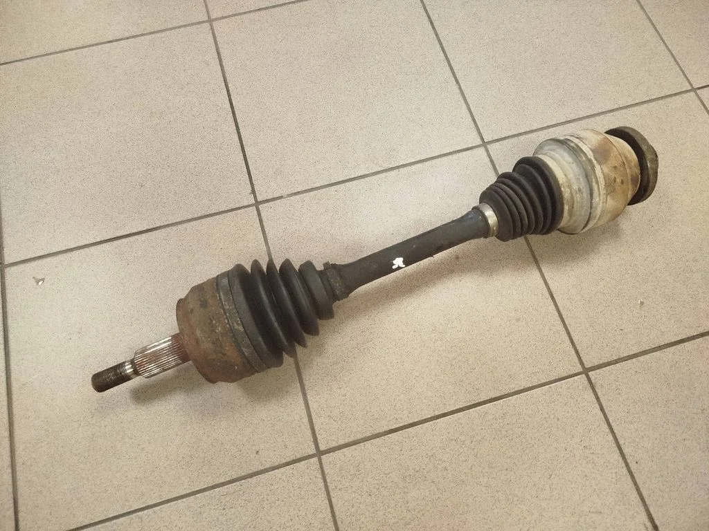 Priekinis pusašis