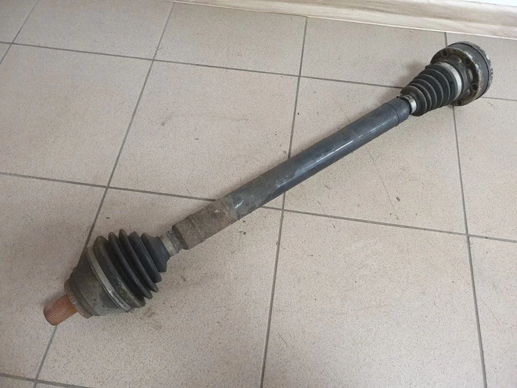 Front driveshaft – right
