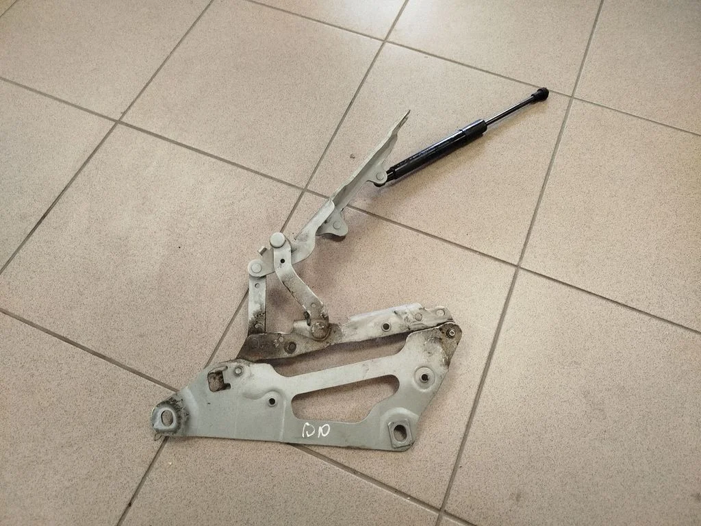 Mootorikapoti hinged – BMW 5-seeria GT F07 (2010-2017)