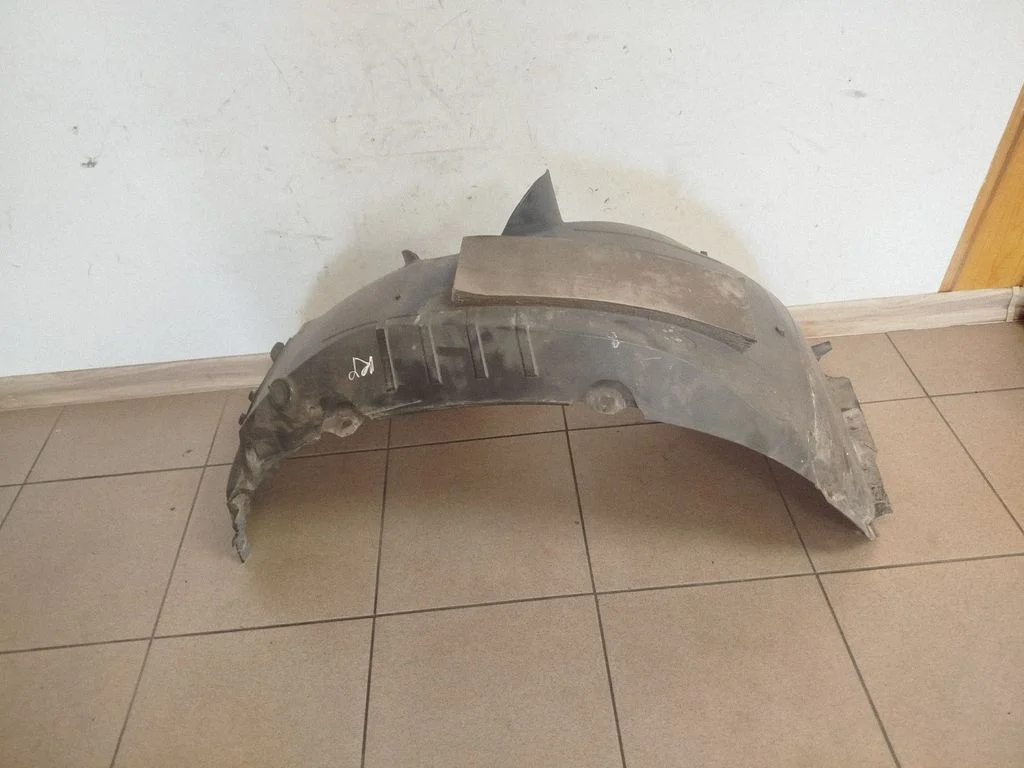 Front wheel arch liner splash guards 3G0805777A