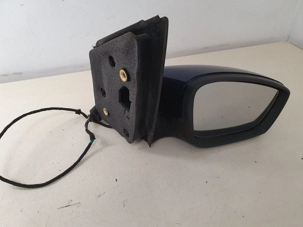 Front door electric wing mirror – right