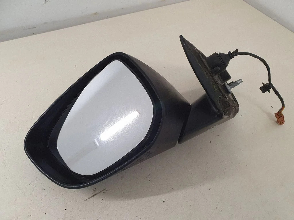 Front door electric wing mirror – left