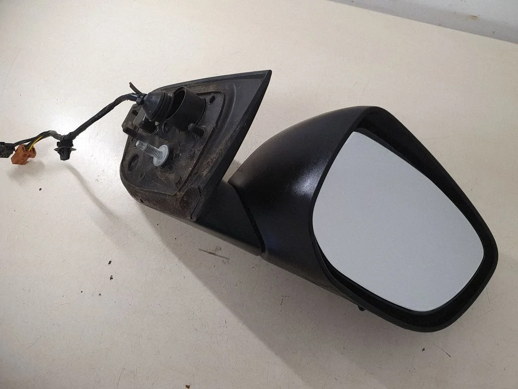 Front door electric wing mirror – right