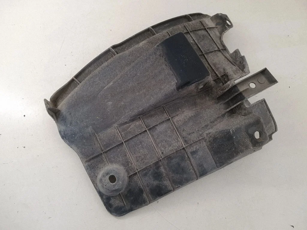 Rear arch fender liner splash guards 5259205020