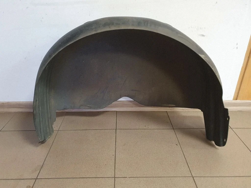 Rear arch fender liner splash guards 7H0810971A