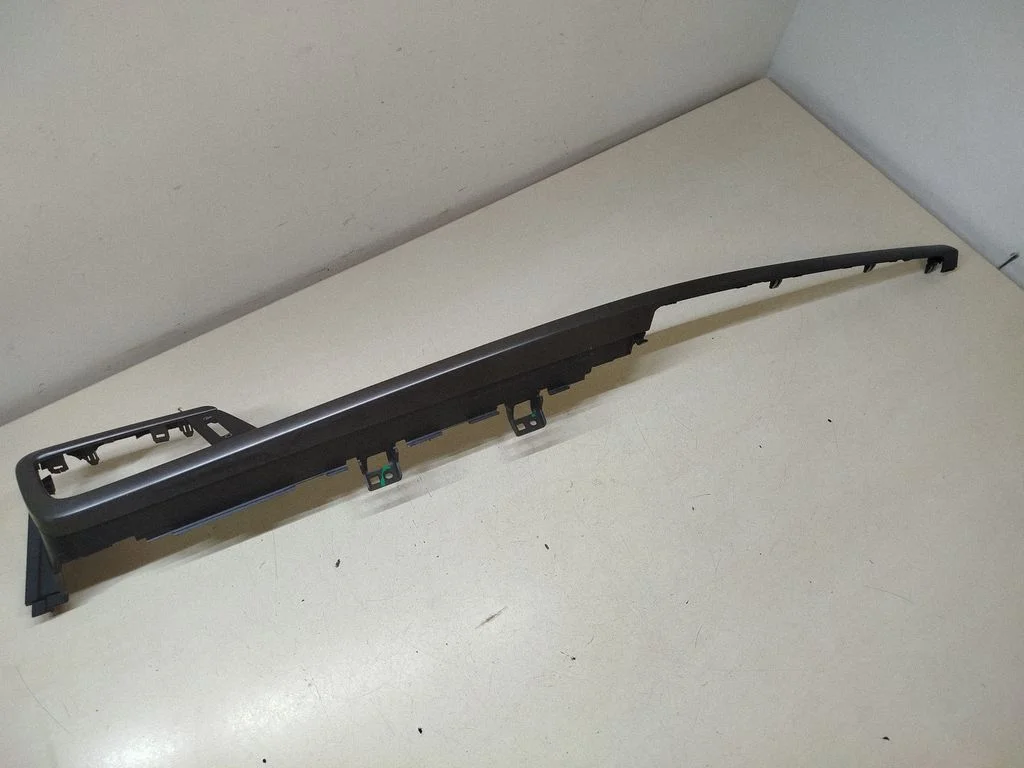 Kindalaeka dekoratiivviimistlusriba D484790900 – KIA Optima (2015-2020)