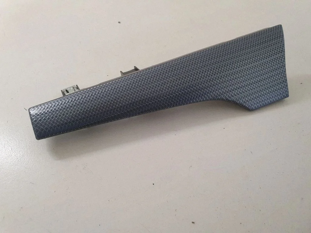 Dashboard glove box trim – Peugeot 508 RXH (2011-2018)