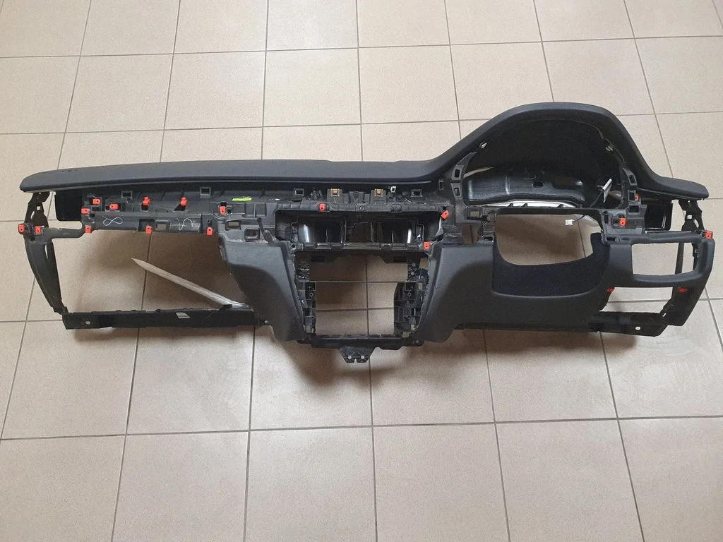 Deska rozdzielcza IM2300T1