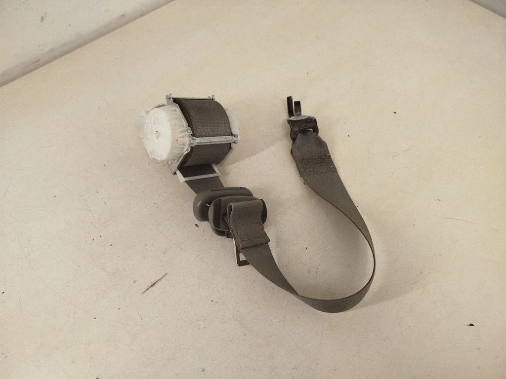Rear seatbelt NOM119SCFI2000