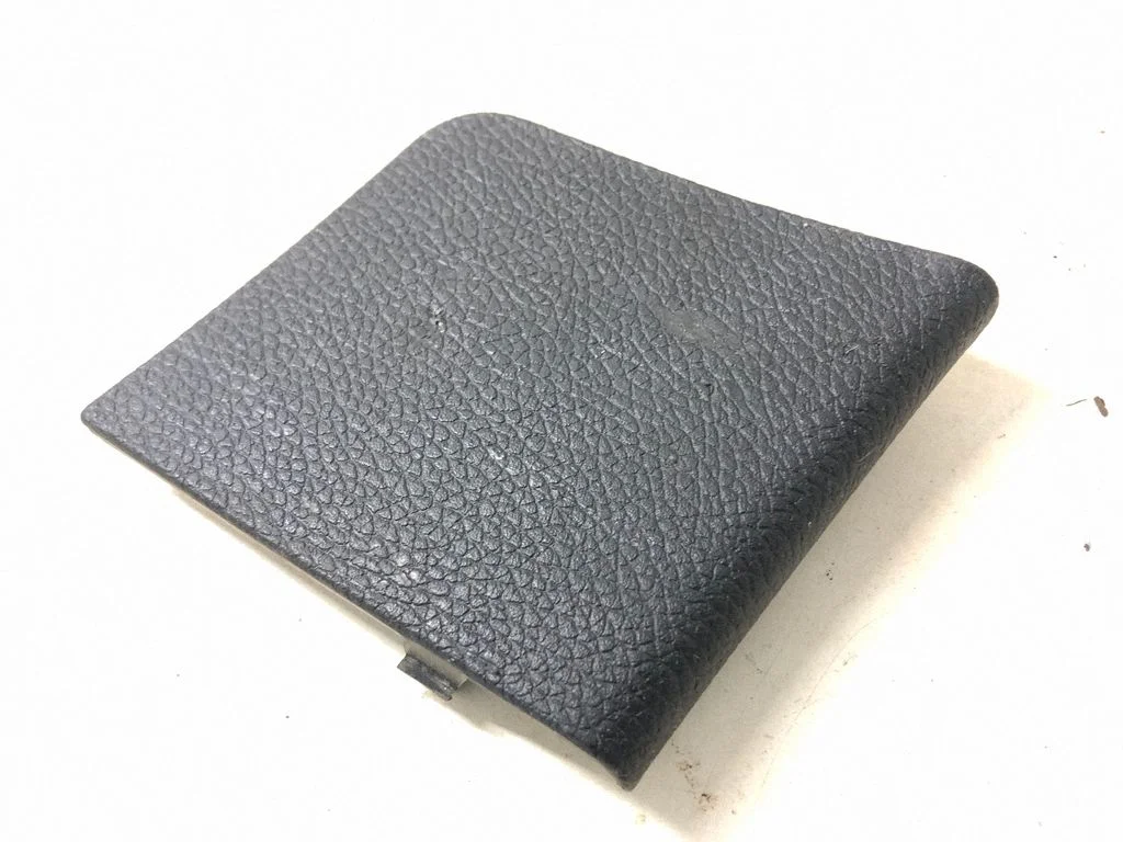 Other trunk/boot trim element 3C9867747