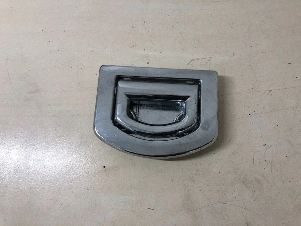 Tie down hook / loop – Skoda Superb B5 (3U) (2001-2008)