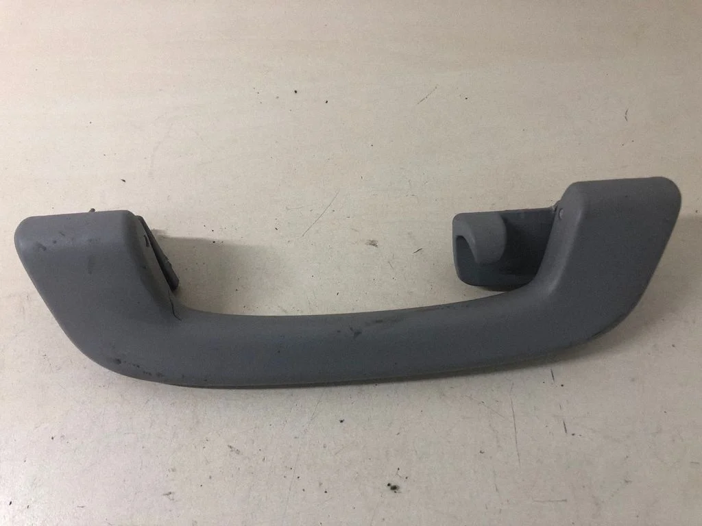 Rear interior roof grab handle – right
