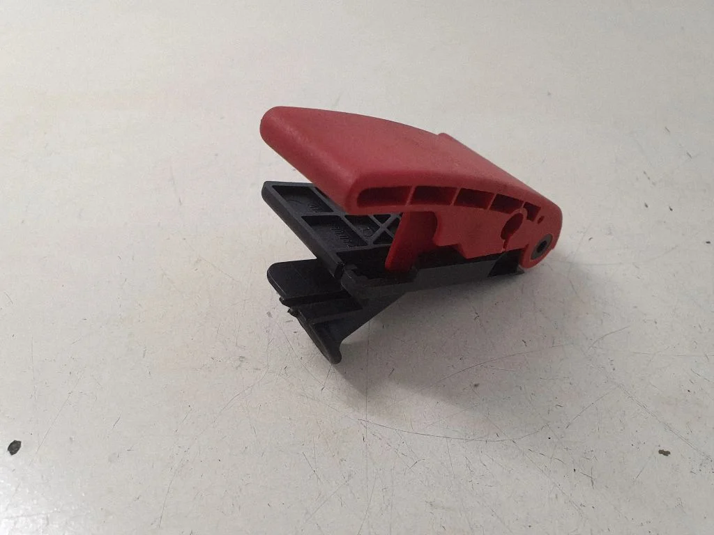 Engine bonnet (hood) release handle A1248800320