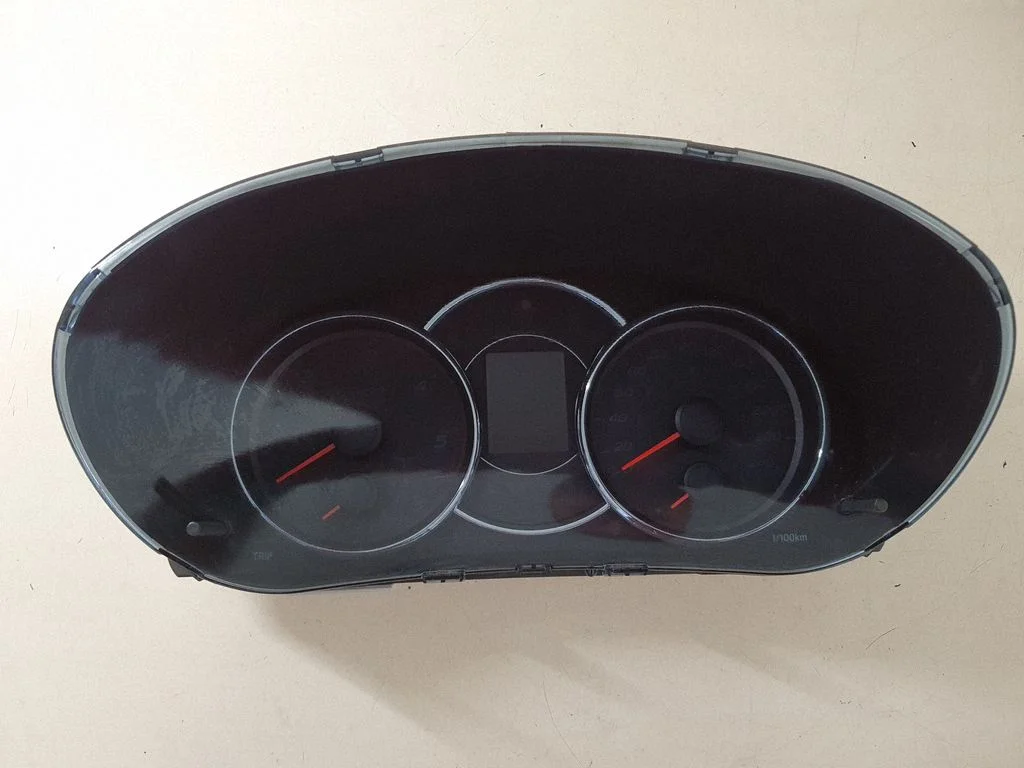 Speedometer (instrument cluster) 85001SC321