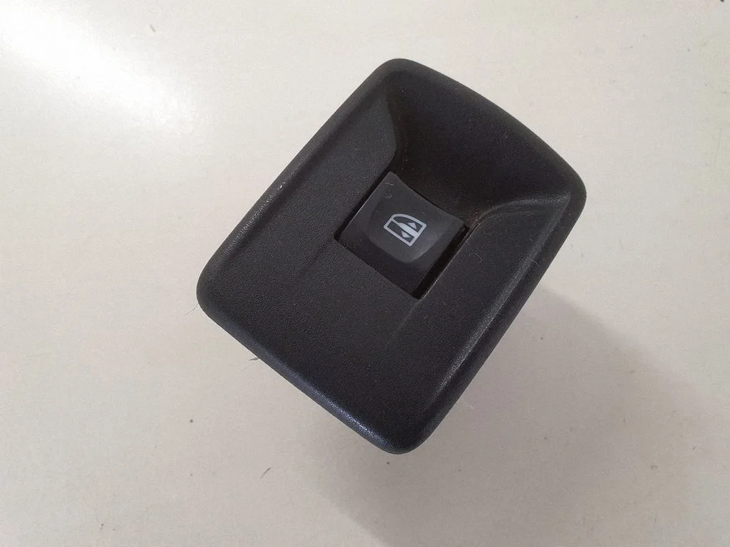 Elektrinių langų jungtukas