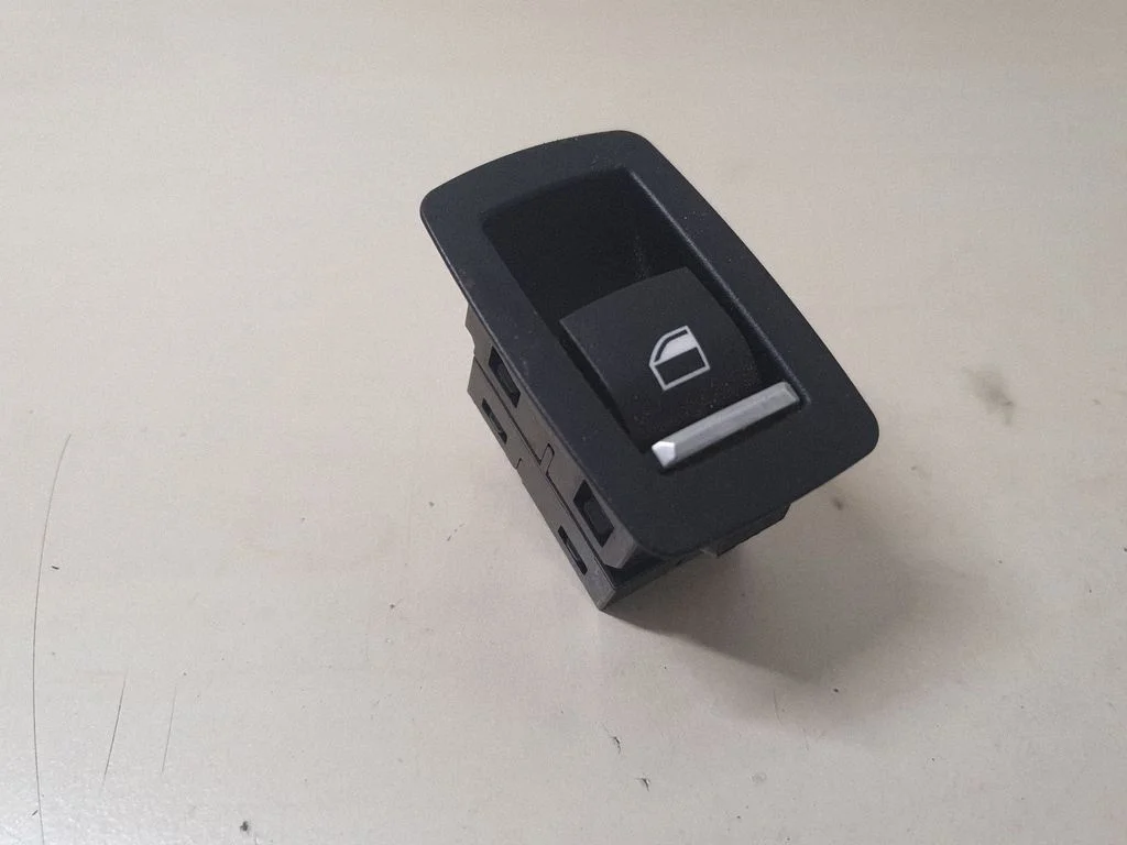 Elektrisko logu slēdzis – BMW X5 F15 (2013-2017)