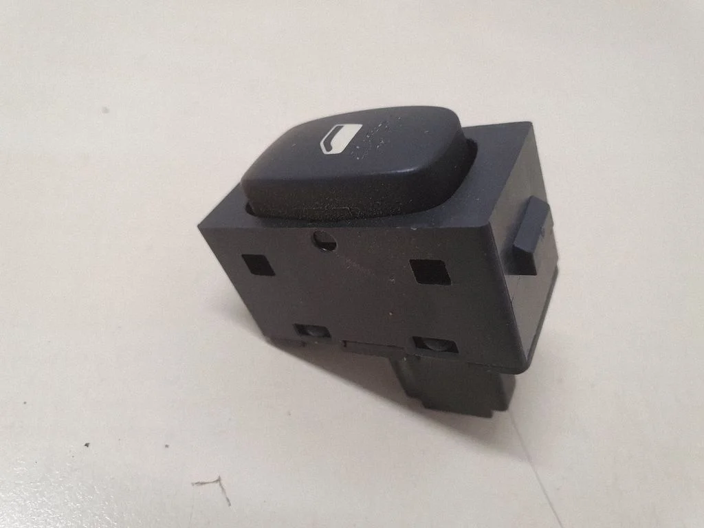 Electric window control switch 96360166XT