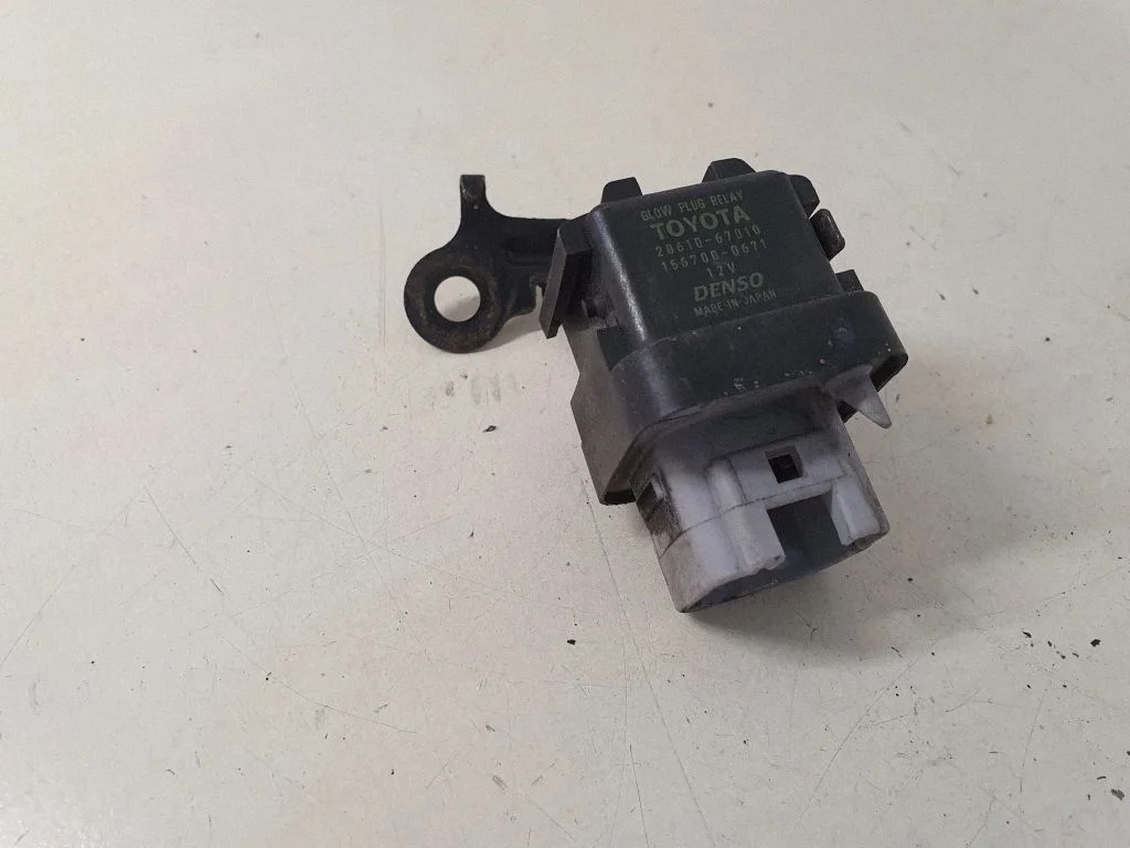 Glow plug pre-heat relay 2861067010