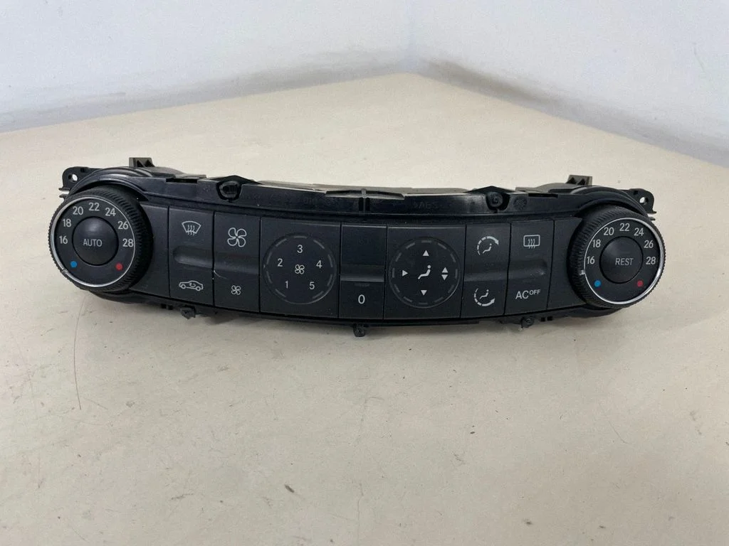 Climate control unit – Mercedes-Benz E-Class W211 (2002-2009)