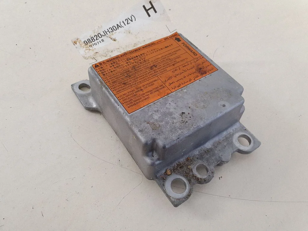 Drošības spilvenu vadības bloks 98820JH30A