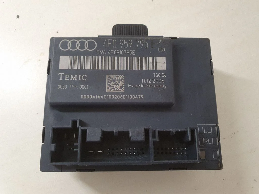 Durvju elektronikas vadības bloks 4F0959795E