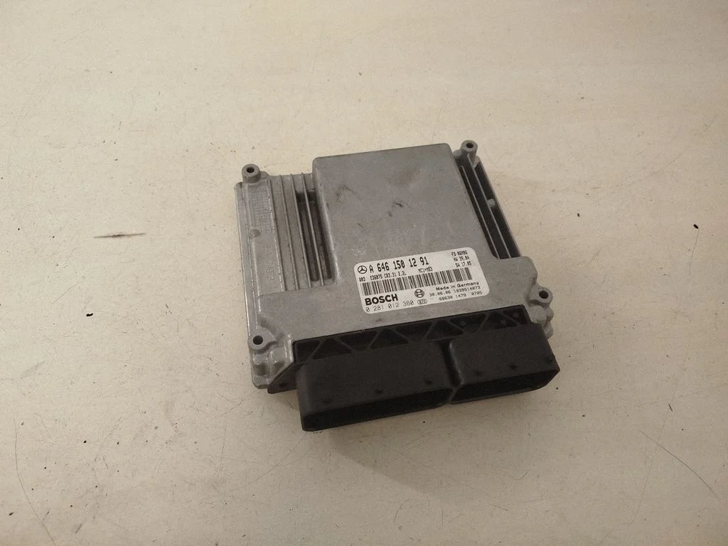 Engine control unit/module – Mercedes-Benz Vito Viano W639 (2003-2014)