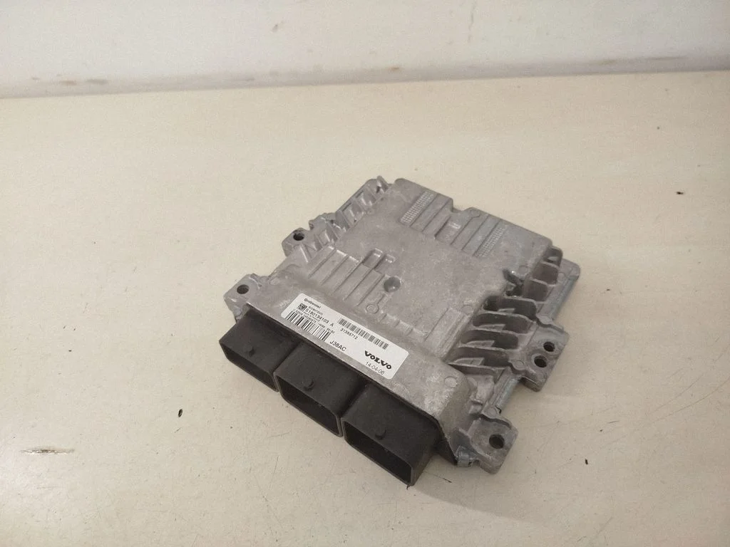 Dzinēja vadības bloks 31355712