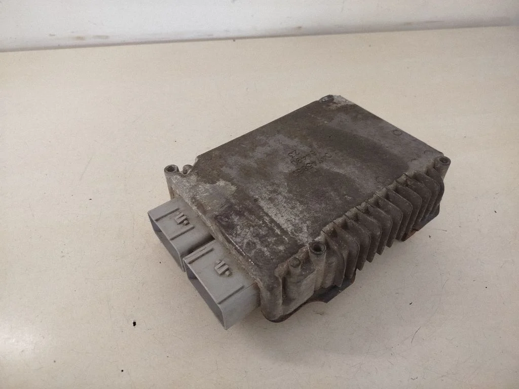Engine control unit/module P04748422AF