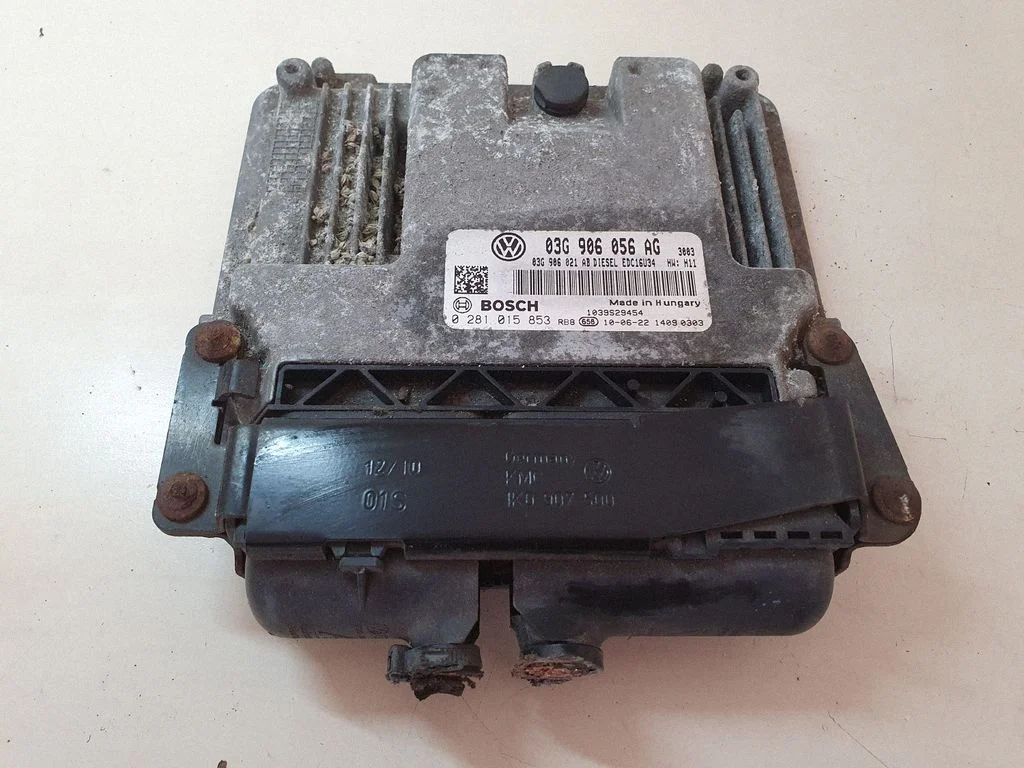 Dzinēja vadības bloks 03G906056AG