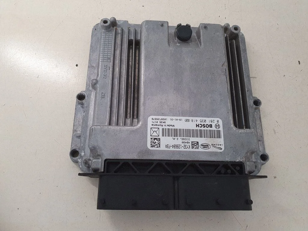 Mootori juhtplokk KY3212B684FBA