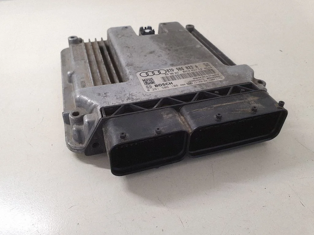 Engine control unit/module – Audi A8 S8 D4 4H (2010-2016)