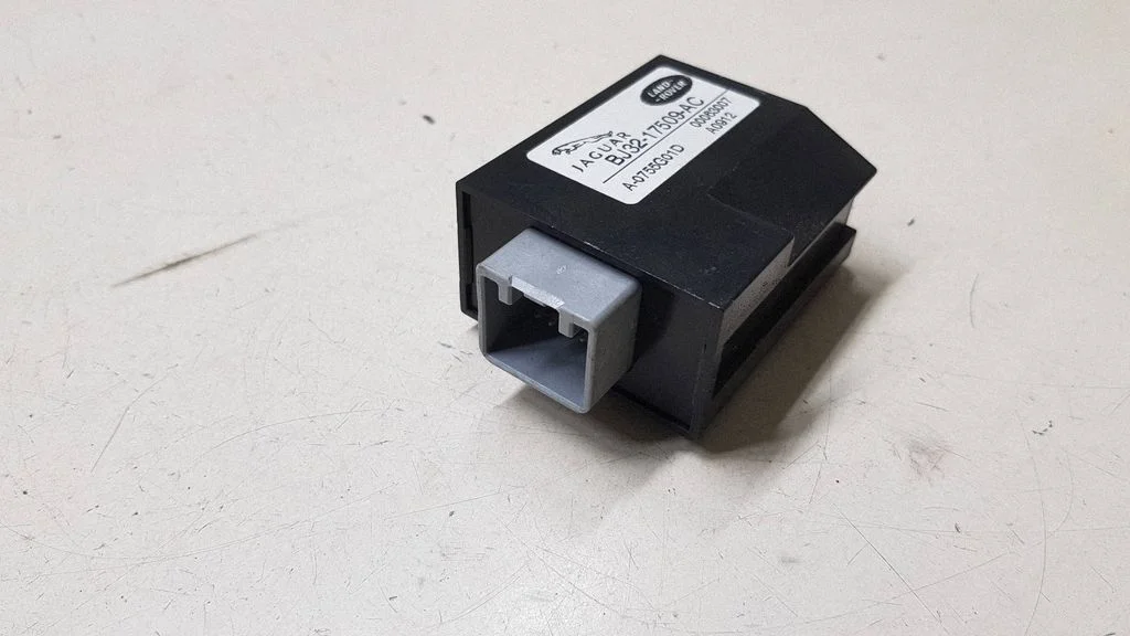 Pozostałe sterowniki i moduły bj3217509ac