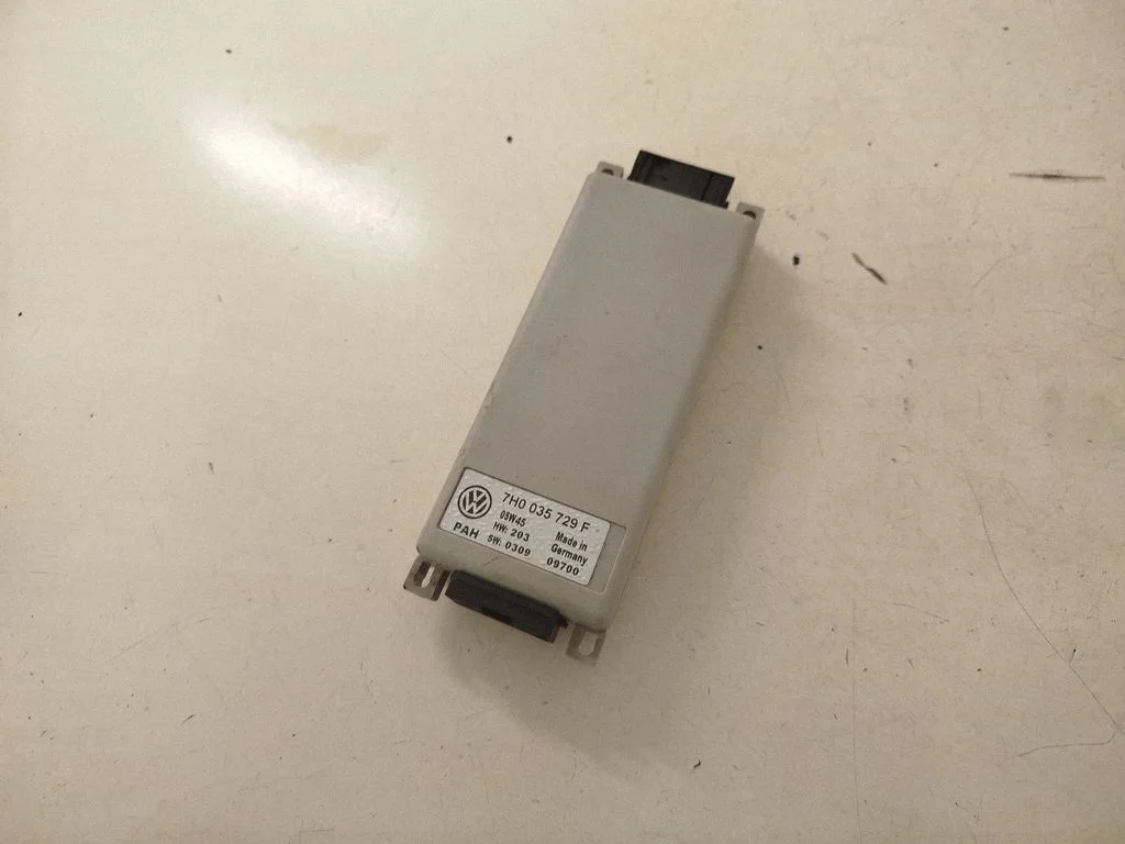 Other control units/modules 7H0035729F