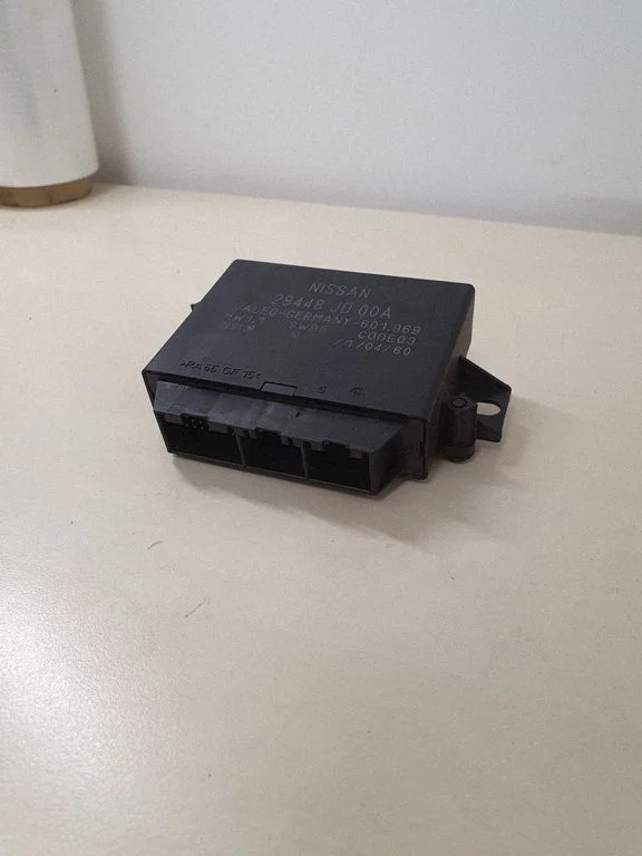 Parkimisandurite (PDC) juhtplokk – Nissan Qashqai+2 (2008-2010)