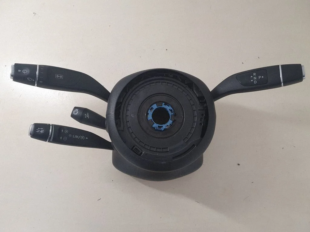 Wiper turn signal indicator stalk/switch SN90146143110800