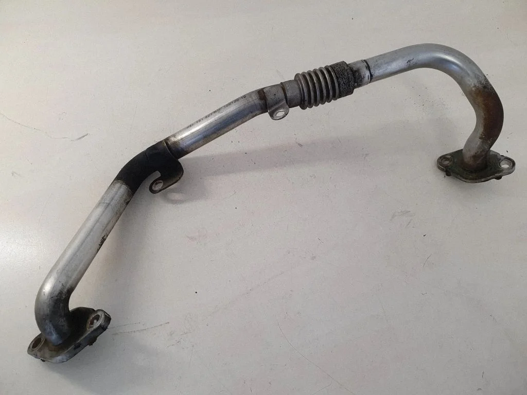 EGR valve line/pipe/hose 03L131521AH