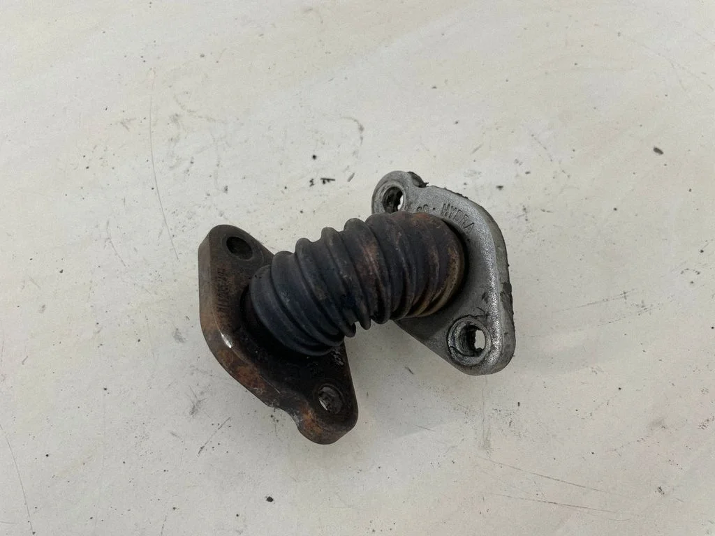EGR-klapi toru (-d)/ voolik (-ud) – Mercedes-Benz S-klass W221 (2005-2013)