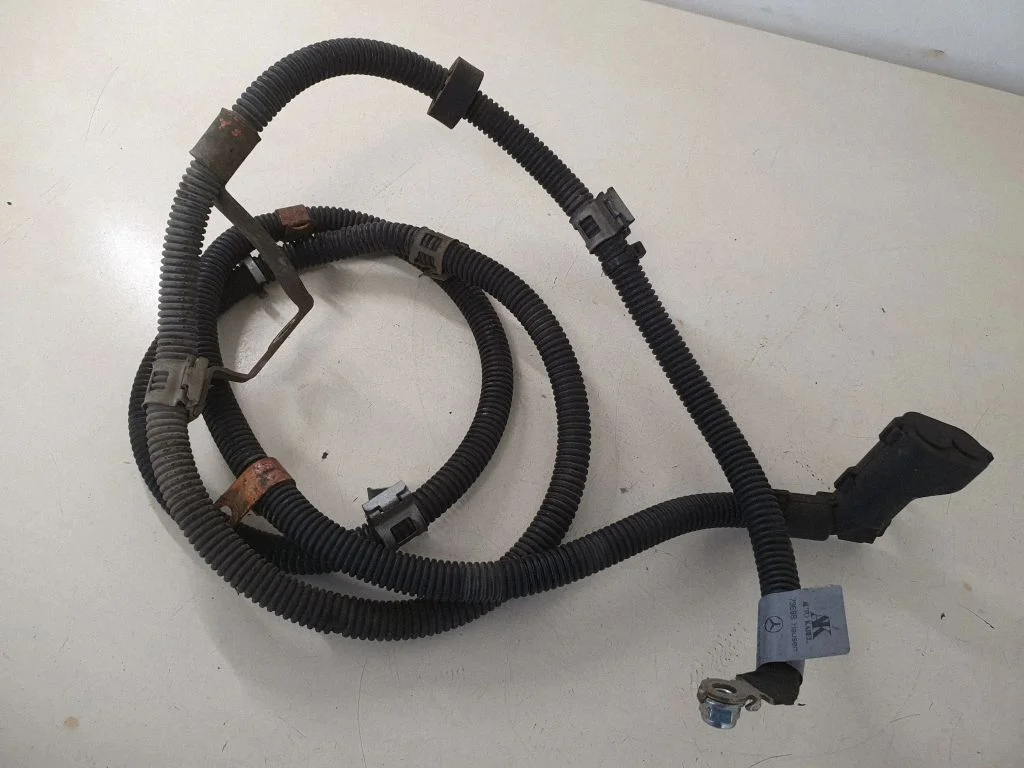 Negative earth cable (battery) A2044402713
