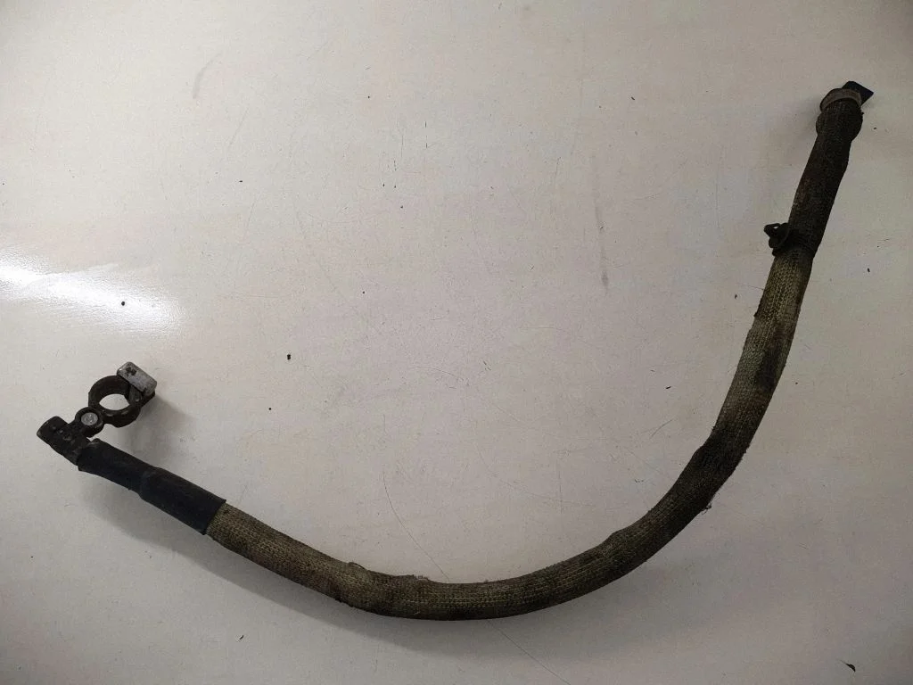 Negative earth cable (battery) – Volkswagen Transporter - Caravelle T5 (2003-2015)