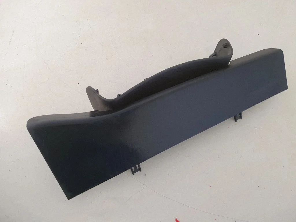 Steering wheel column trim 08635248