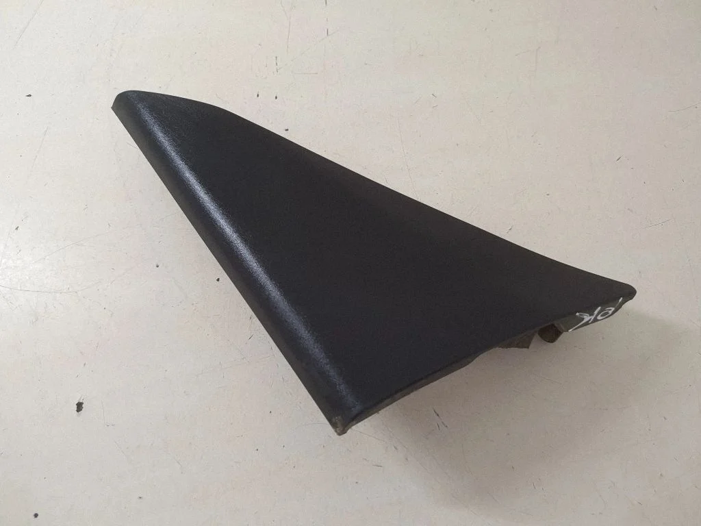 Veidrodėlio plastikinė apdaila