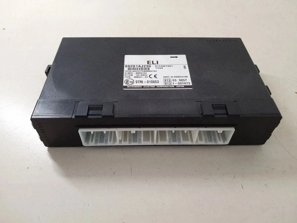 Comfort/convenience module 88281AJ230