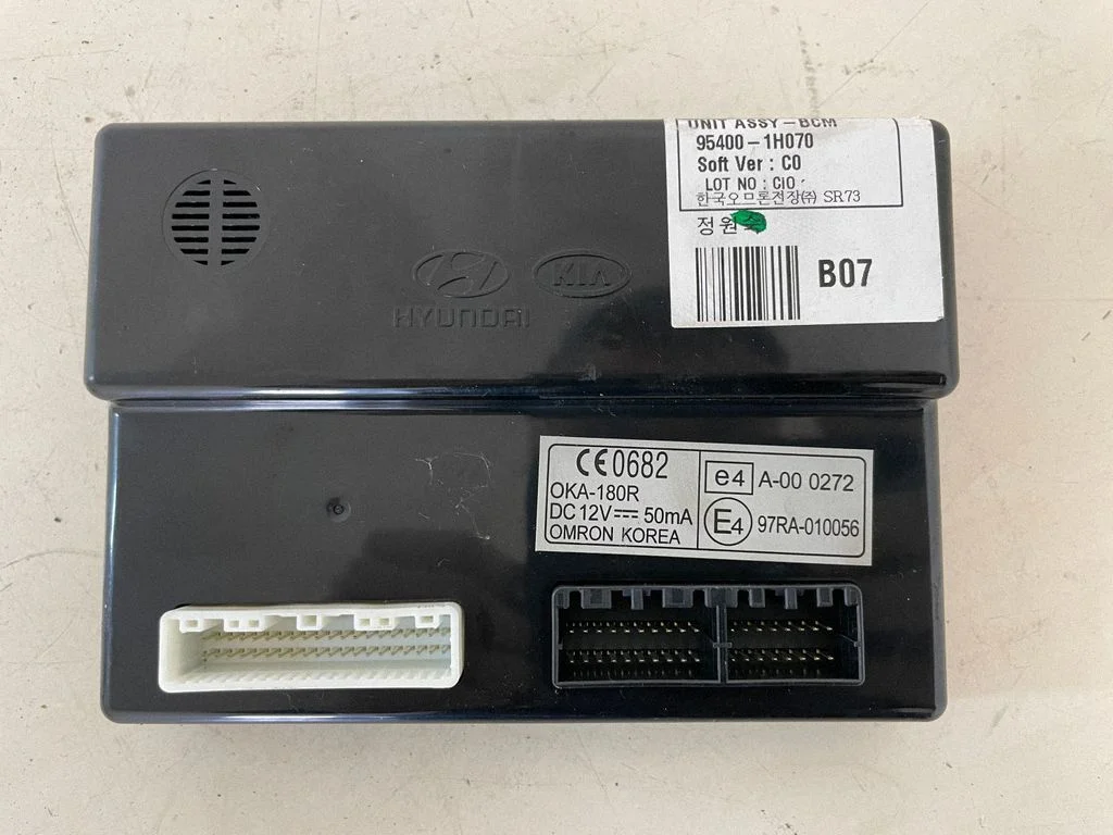 Comfort/convenience module 954001H070