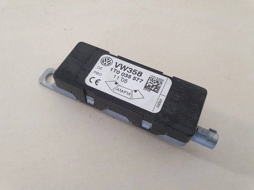 Antenas pastiprinātājs 1T0035577